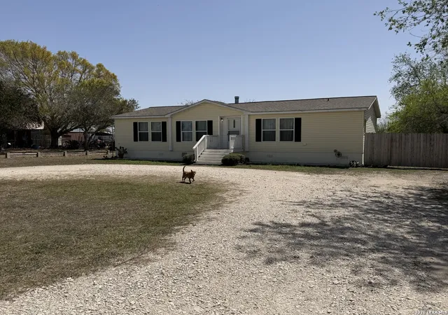 2nd image of 2462 Chase Road, Beeville, TX 78102 | MLS# 1951480