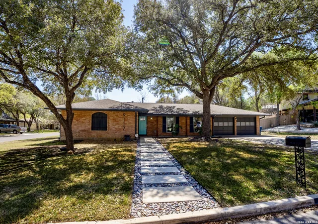Photo 3 of Sale Pending at 9117 Oak Downs, San Antonio, TX 78230 | MLS# 1951485 | Listing updated on 2026-05-01
