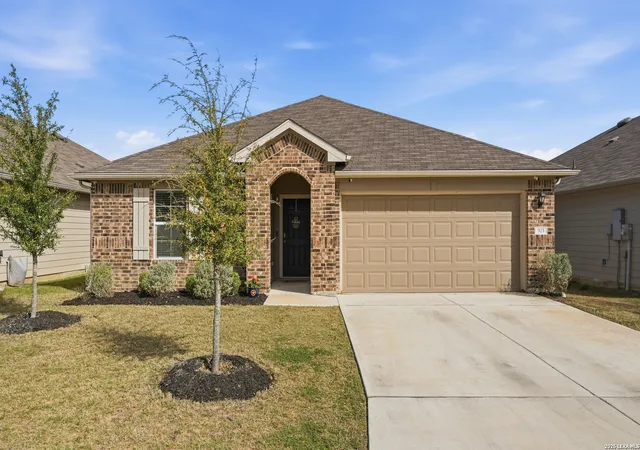Homes for sale in Seguin, TX | 925 Nodding Nixie, Seguin, TX 78155 | MLS# 1951491