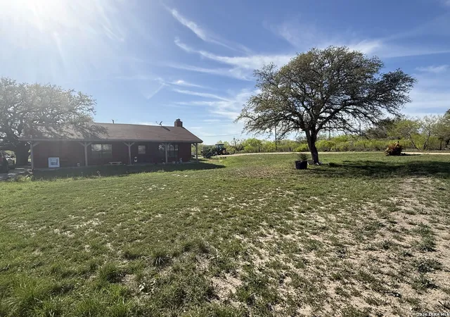 4th image of 1155 Jones, Kingsbury, TX 78638 | MLS# 1951493