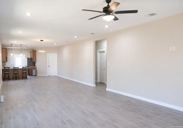 Photo 4 of Single family home for sale at 178 Shadow Valley, San Antonio, TX 78227 | MLS# 1951498 | Listing updated on 2026-06-01