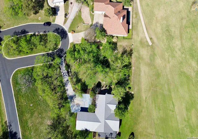 5th image of 604 Buckskin, Horseshoe Bay, TX 78657 | MLS# 1951510