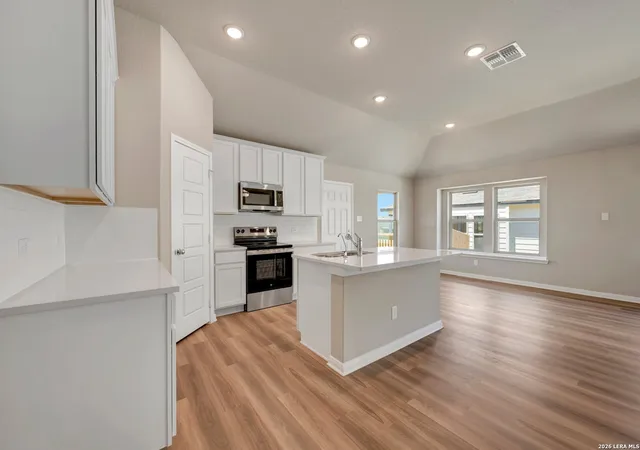 Photo 3 of Sale Pending at 1013 Eagle Crossing, Seguin, TX 78155 | MLS# 1951618 | Listing updated on 2026-09-22