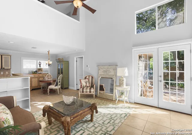 3rd image of 16 Pembroke Lane, San Antonio, TX 78240 | MLS# 1951630