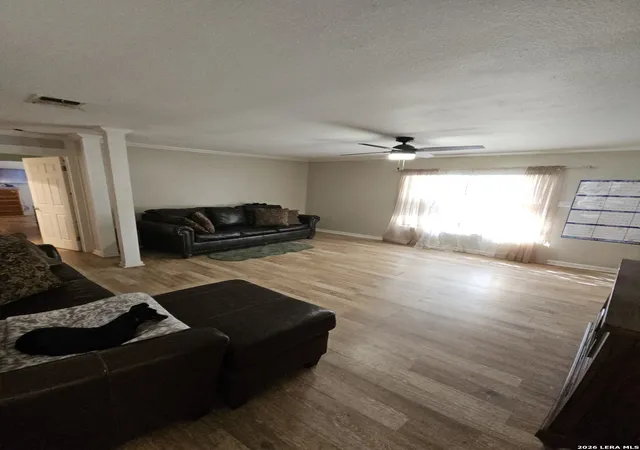5th image of 5820 S Loop 1604, Von Ormy, TX 78073 | MLS# 1951631