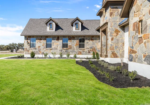 2nd image of 241 Stone Loop, Castroville, TX 78009 | MLS# 1951659