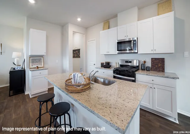 Photo 3 of Sale Pending at 6003 Granite Quarry, San Antonio, TX 78222 | MLS# 1951712 | Listing updated on 2026-08-17