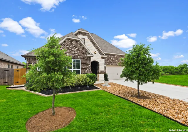 1st image of 825 Pader, New Braunfels, TX 78130 | MLS# 1951773