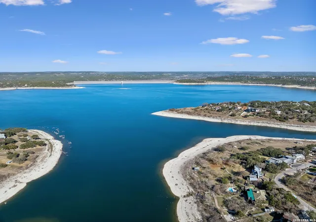 Photo 2 of Single family home for sale at 2270 Connie Dr, Canyon Lake, TX 78133 | MLS# 1951798 | Listing updated on 2026-07-30