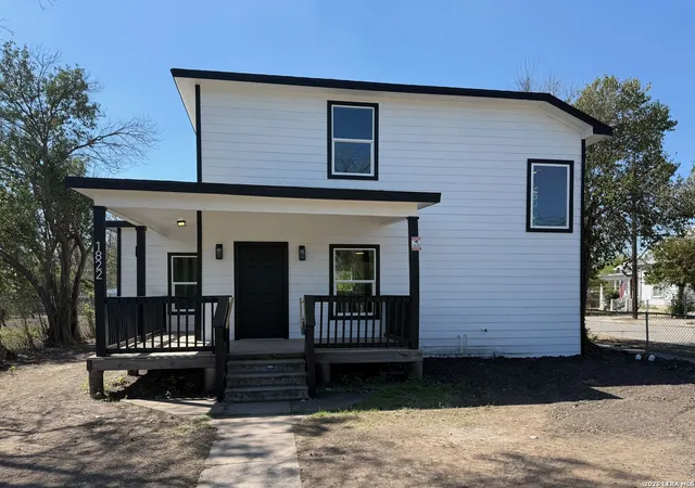 Photo 2 of Single family home for sale at 1822 Monterey, San Antonio, TX 78207 | MLS# 1951808 | Listing updated on 2026-07-20