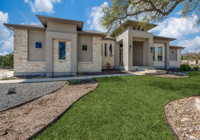 Photo 4 of Single family home for sale at 230 Sabella, Spring Branch, TX 78070 | MLS# 1951828 | Listing updated on 2026-04-26