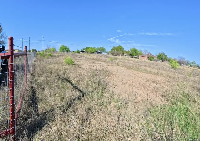 4th image of 0 County Road 664, Devine, TX 78016 | MLS# 1951829