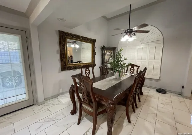 Photo 4 of Multi family home for sale at 808 E San Pedro Street, Laredo, TX 78041 | MLS# 1951838 | Listing updated on 2026-09-15