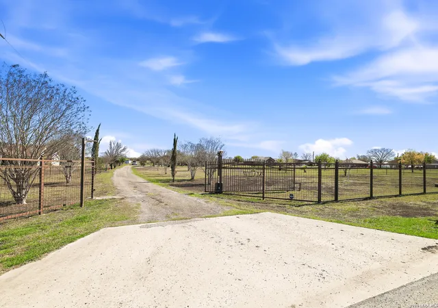 1st image of 11421 Ware Seguin, Schertz, TX 78154 | MLS# 1951866
