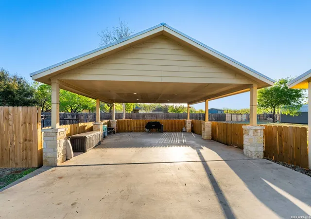 3rd image of 201 Bryan, Jourdanton, TX 78026 | MLS# 1951869