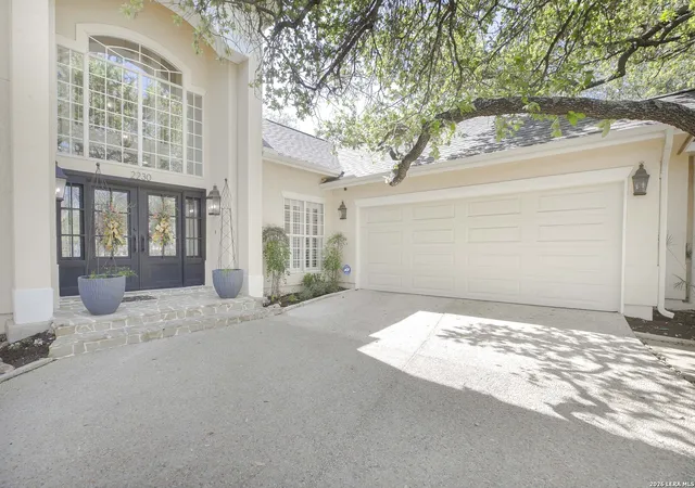 Photo 2 of Sale Pending at 2230 Blackoak Bnd, San Antonio, TX 78248 | MLS# 1951875 | Listing updated on 2026-05-17