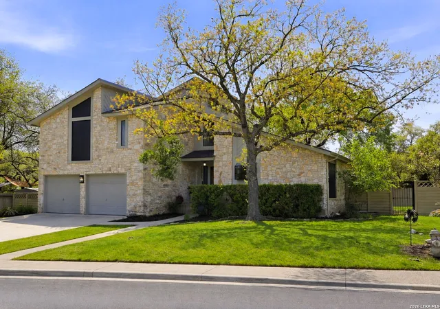 Photo 3 of Sale Pending at 13035 Hunters Breeze, San Antonio, TX 78230 | MLS# 1951917 | Listing updated on 2026-04-06