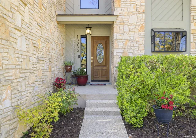 Photo 3 of Sale Pending at 13035 Hunters Breeze, San Antonio, TX 78230 | MLS# 1951917 | Listing updated on 2026-04-06
