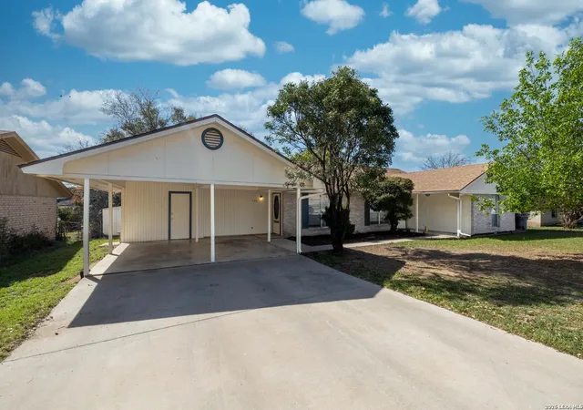 Photo 3 of Sale Pending at 309/311 Briarwood, New Braunfels, TX 78130 | MLS# 1951930 | Listing updated on 2026-04-27