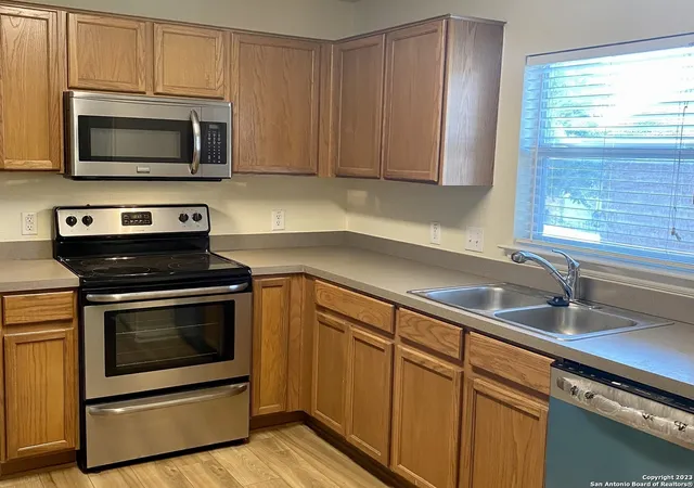 Photo 3 of Sale Pending at 3827 Sumantra Cliff, San Antonio, TX 78261 | MLS# 1951934 | Listing updated on 2026-04-24