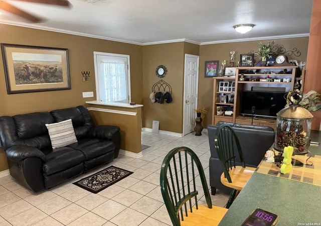 3rd image of 104 Jonathan St, Three Rivers, TX 78071 | MLS# 1951958