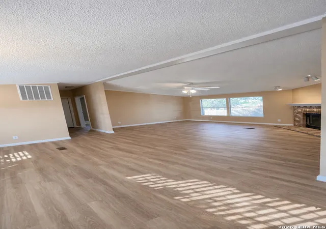 5th image of 938 Patricia Ann, Poteet, TX 78065 | MLS# 1951983