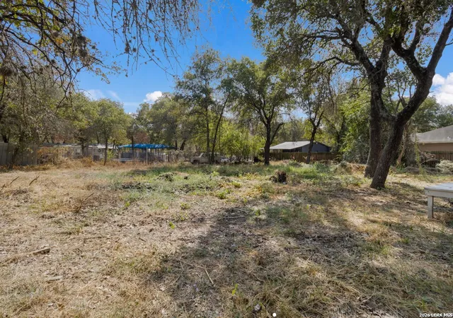 Photo 1 of Manufactured home for sale at 23414 Dragon Rock, Elmendorf, TX 78112 | MLS# 1952005 | Listing updated on 2026-05-13