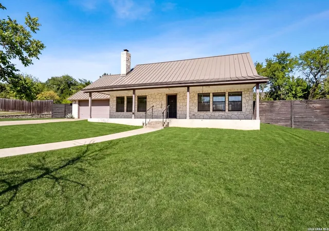 Photo 3 of Sale Pending at 1300 Warbler Dr, Kerrville, TX 78028 | MLS# 1952056 | Listing updated on 2026-05-07