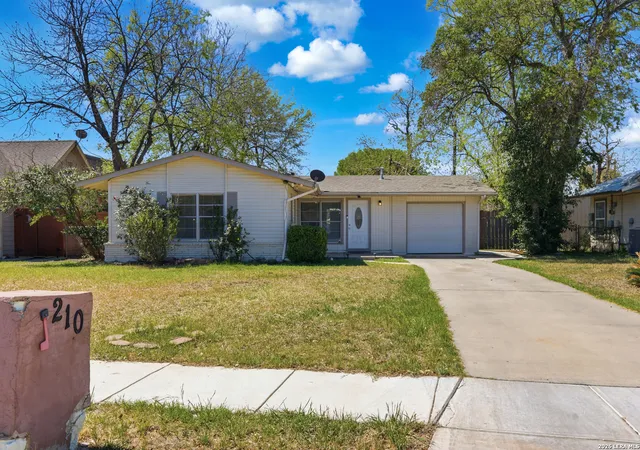 Photo 1 of Single family home for sale at 210 N Guilford Dr, San Antonio, TX 78217 | MLS# 1952060 | Listing updated on 2026-09-18