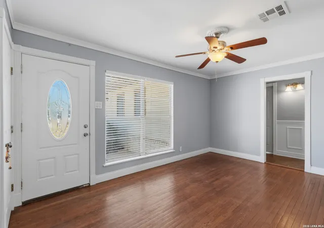 Photo 3 of Single family home for sale at 210 N Guilford Dr, San Antonio, TX 78217 | MLS# 1952060 | Listing updated on 2026-09-18