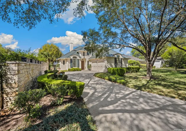 2nd image of 311 Canterbury Hill St, Terrell Hills, TX 78209 | MLS# 1952082