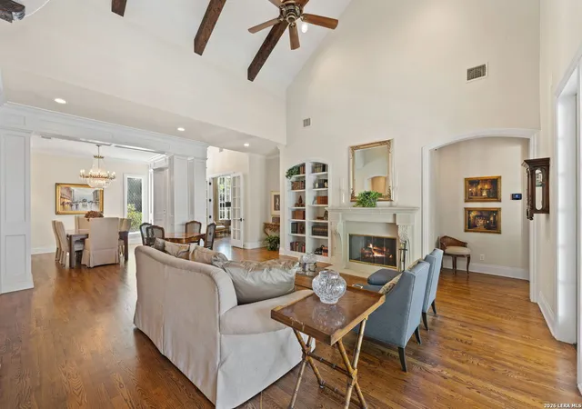 4th image of 311 Canterbury Hill St, Terrell Hills, TX 78209 | MLS# 1952082