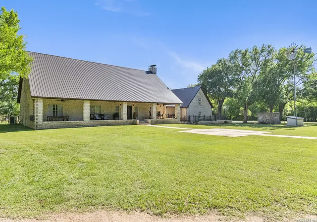 5th image of 150 Shady, Marble Falls, TX 78654 | MLS# 1952106