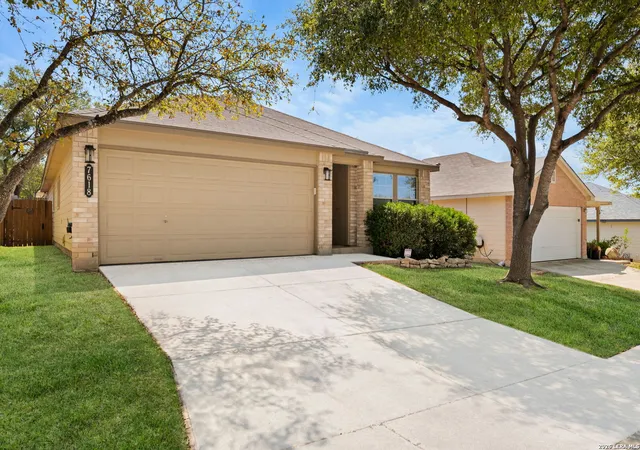 Photo 3 of Sale Pending at 7618 Lost Crk Gap, Boerne, TX 78015 | MLS# 1952126 | Listing updated on 2026-04-10