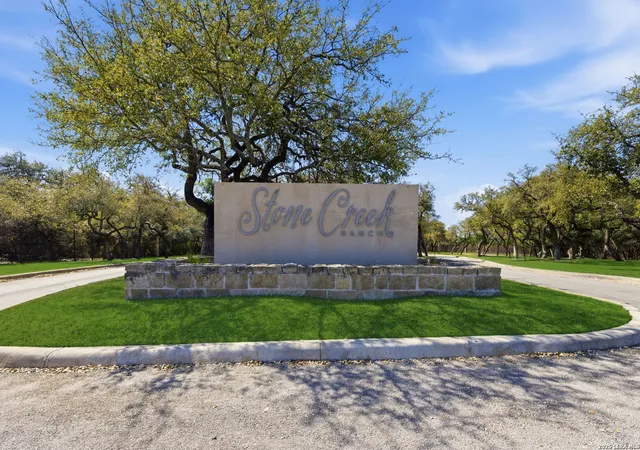 Photo 1 of Single family home for sale at 5 Sendero, Fair Oaks Ranch, TX 78015 | MLS# 1952231 | Listing updated on 2026-04-06
