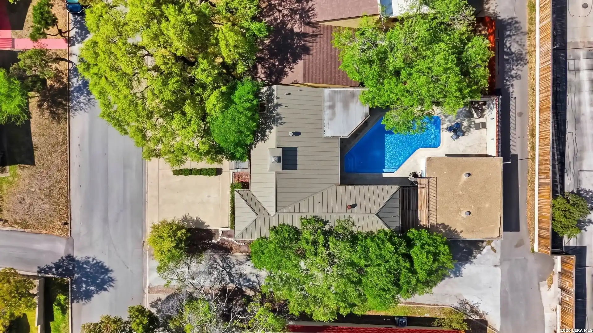 Single family home for sale at 7609 N Songbird, San Antonio, TX 78229 | MLS# 1952237