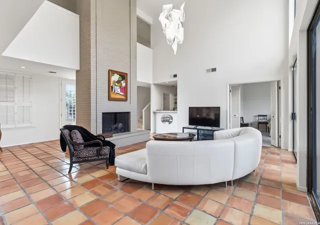 Photo 3 of Single family home for sale at 7609 N Songbird, San Antonio, TX 78229 | MLS# 1952237 | Listing updated on 2026-08-01