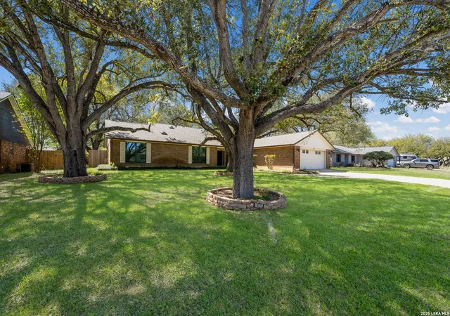 Photo 1 of Sale Pending at 1115 Cardinal, Pleasanton, TX 78064 | MLS# 1952250 | Listing updated on 2026-04-11