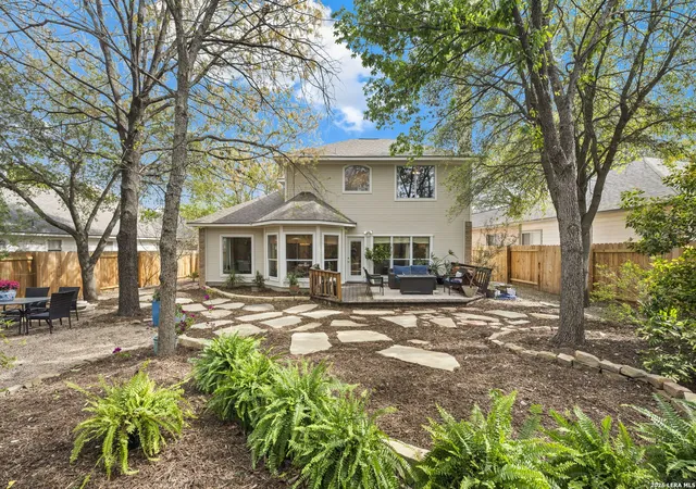 Photo 3 of Sale Pending at 37 Edgecreek, San Antonio, TX 78254 | MLS# 1952270 | Listing updated on 2026-04-04