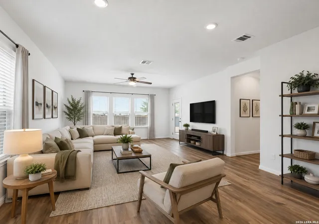 3rd image of 724 Clara, New Braunfels, TX 78130 | MLS# 1952274