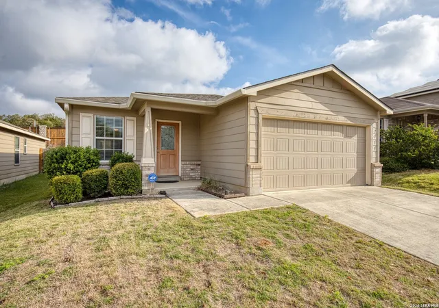 Photo 1 of Sale Pending at 7715 Paraiso Hvn, Boerne, TX 78015 | MLS# 1952278 | Listing updated on 2026-04-13