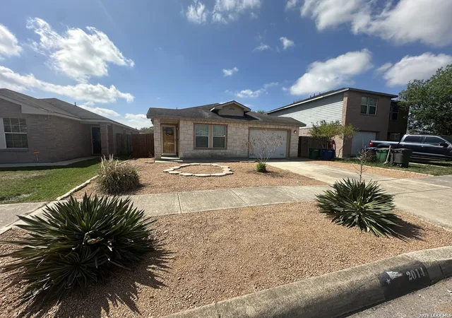 3rd image of 2014 Mission Eagle, San Antonio, TX 78223 | MLS# 1952302