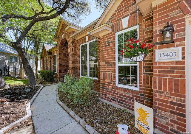 Photo 3 of Sale Pending at 13403 Muses, Universal City, TX 78148 | MLS# 1952306 | Listing updated on 2026-04-10