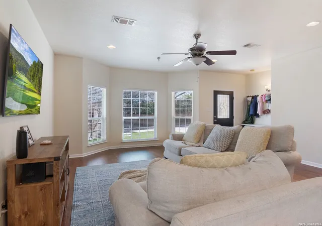 Photo 4 of Single family home for sale at 11917 Flame Tree Cove, San Antonio, TX 78213 | MLS# 1952313 | Listing updated on 2026-07-01