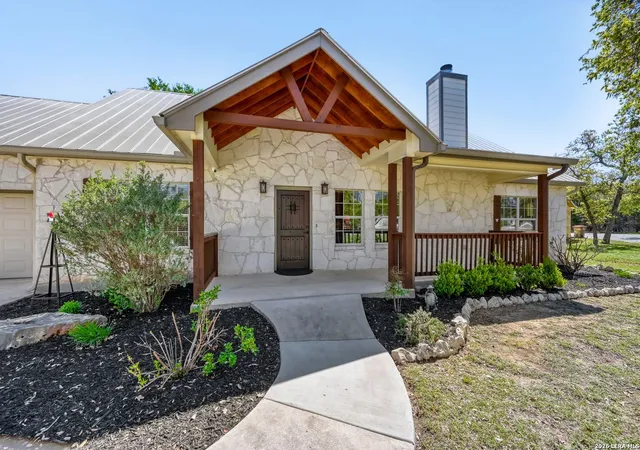 3rd image of 1615 Cypress Pass, Spring Branch, TX 78070 | MLS# 1952314