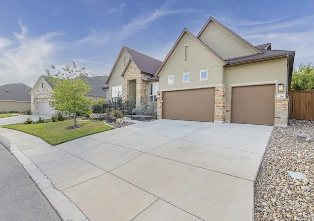 Photo 3 of Sale Pending at 2206 Black Dog, San Antonio, TX 78260 | MLS# 1952317 | Listing updated on 2026-05-14