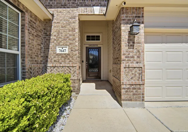 Photo 2 of Sale Pending at 7647 Mission Summit, Boerne, TX 78015 | MLS# 1952370 | Listing updated on 2026-04-07