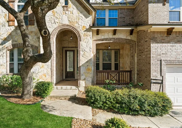 Photo 3 of Single family home for sale at 1018 Olivia View, San Antonio, TX 78260 | MLS# 1952375 | Listing updated on 2026-08-01