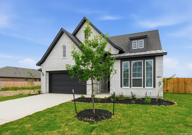 Photo 3 of Sale Pending at 114 Cherrybark Oak, San Antonio, TX 78009 | MLS# 1952405 | Listing updated on 2026-05-18