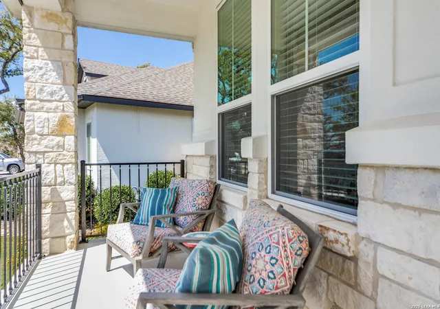 Photo 3 of Sale Pending at 119 Milagro, Boerne, TX 78006 | MLS# 1952413 | Listing updated on 2026-04-20